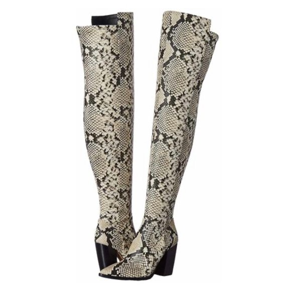 Vince Camuto Cottara Snake 
